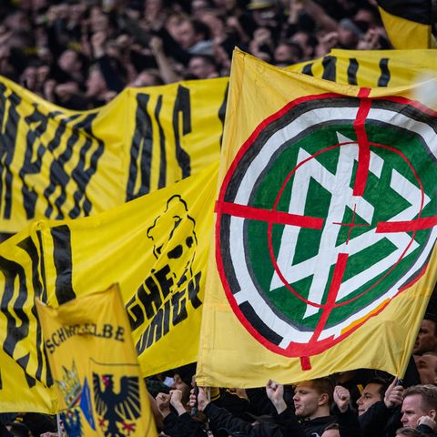 BVB-Anhänger machen deutlich, wer das gemeinsame Feindbild ist: der DfB