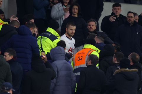 Eric Dier auf der Tribüne