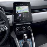 Der 9,3 Zoll Touchscreen dient als Kommandozentrale