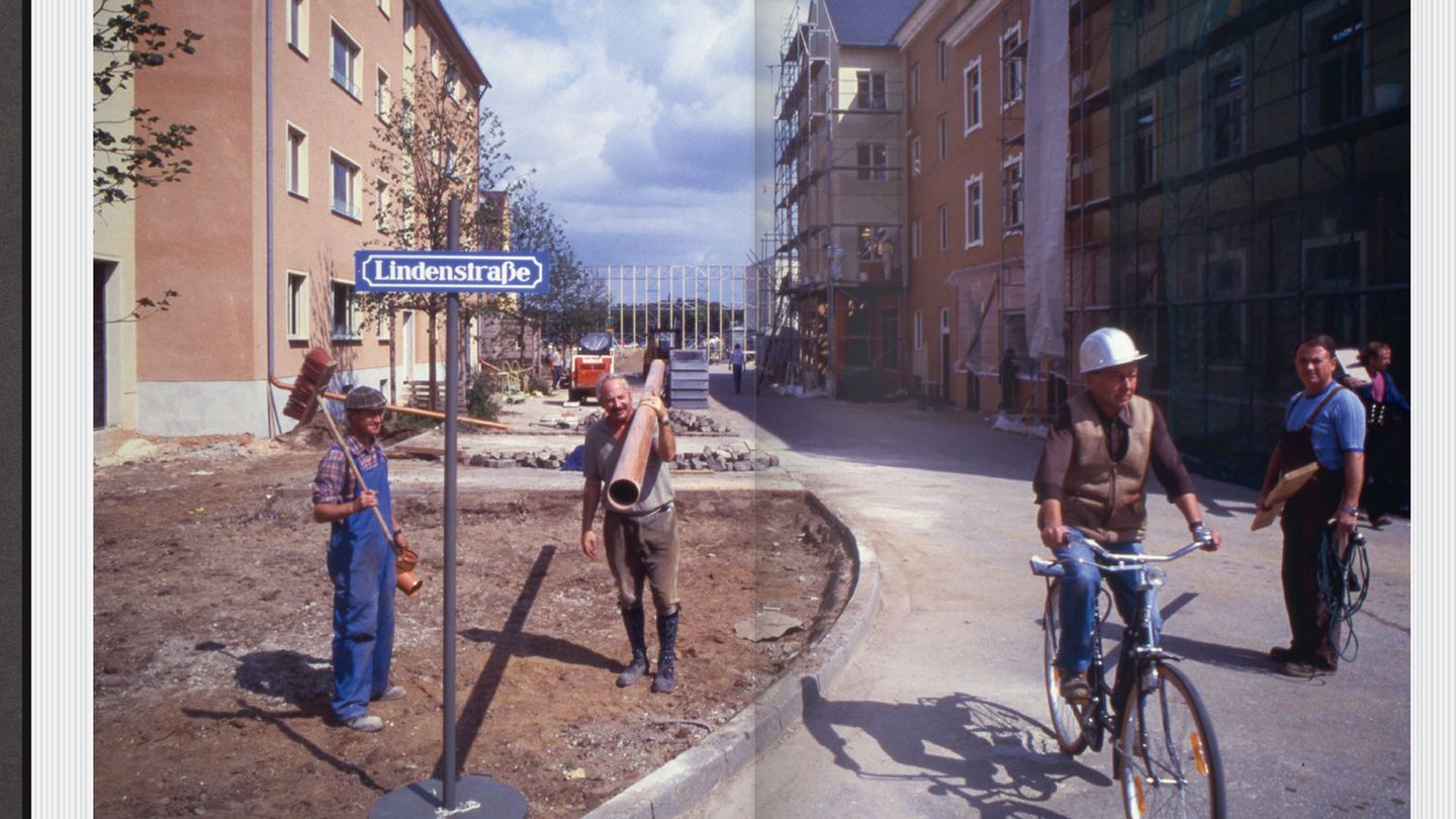 Nur eines von insgesamt rund 400 Fotos: Die Aufnahme aus dem Jahr 1985 zeigt die Bauarbeiten zur berühmten Serienkulisse "Lindenstraße"