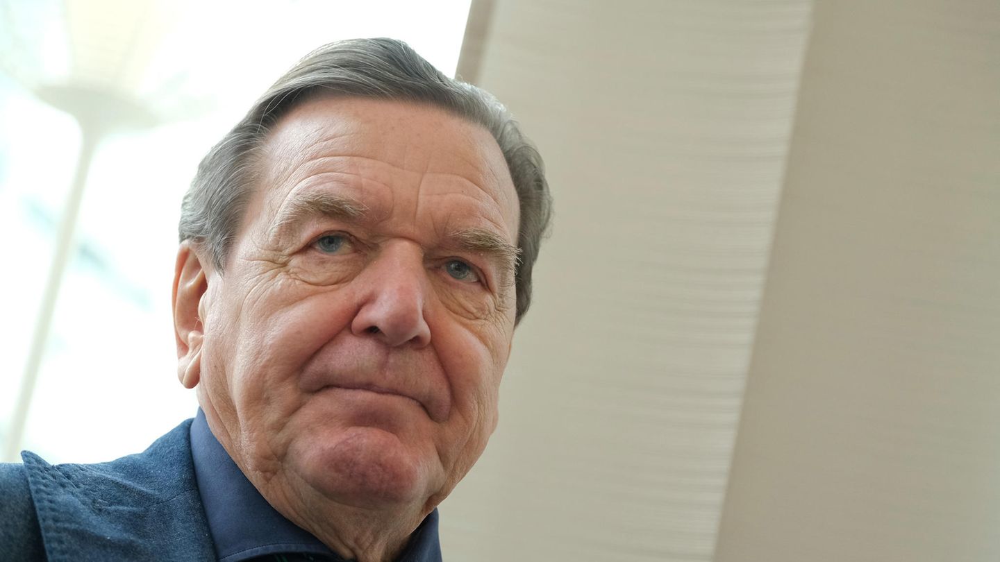 Altkanzler Gerhard Schröder (SPD)