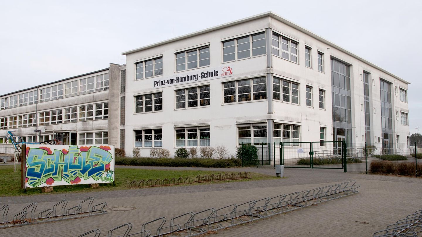 Brandenburg, Neustadt (Dosse): Die Prinz-von-Homburg-Schule bleibt wegen des Coronavirus (COVID-19) geschlossen.