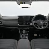 Auch in Indien als Rechtslenker: Übersichtliches und klar gegliedertes Cockpit