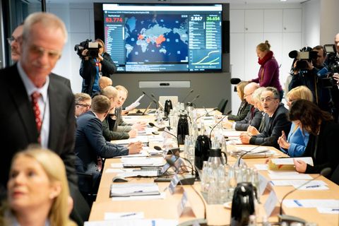 Der Krisenstab der Bundesregierung kommt zu seiner Sitzung zusammen