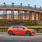 Nach 8,1 Sekunden passiert der Tachozeiger die 100 km/h Marke