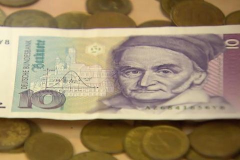 Für ein paar Tage kehrt in Rinteln (Niedersachsen) die D-Mark zurück