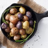 Kartoffeln in einer Pfanne
