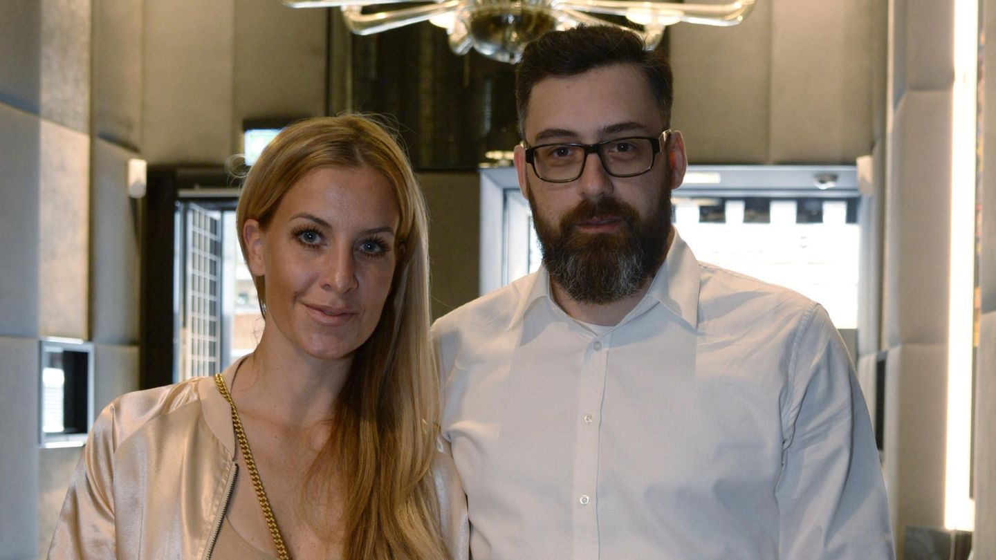 Charlotte Würdig und Sido bei einer Veranstaltung in Frankfurt