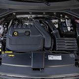 Der 1.5 TSI-Motor kommt mit dem VW T-Roc Cabrio gut zurecht