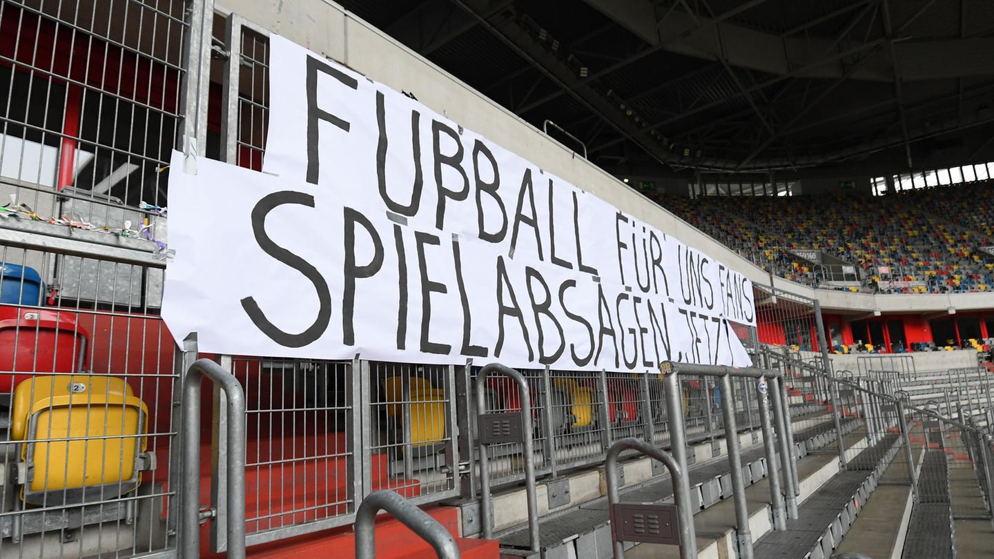 Im Moment kann niemand sagen, wie es in der Fußball-Bundesliga weitergehen wird.