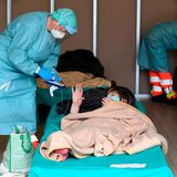 Blick in das Behelfs-Lazarett in Brescia