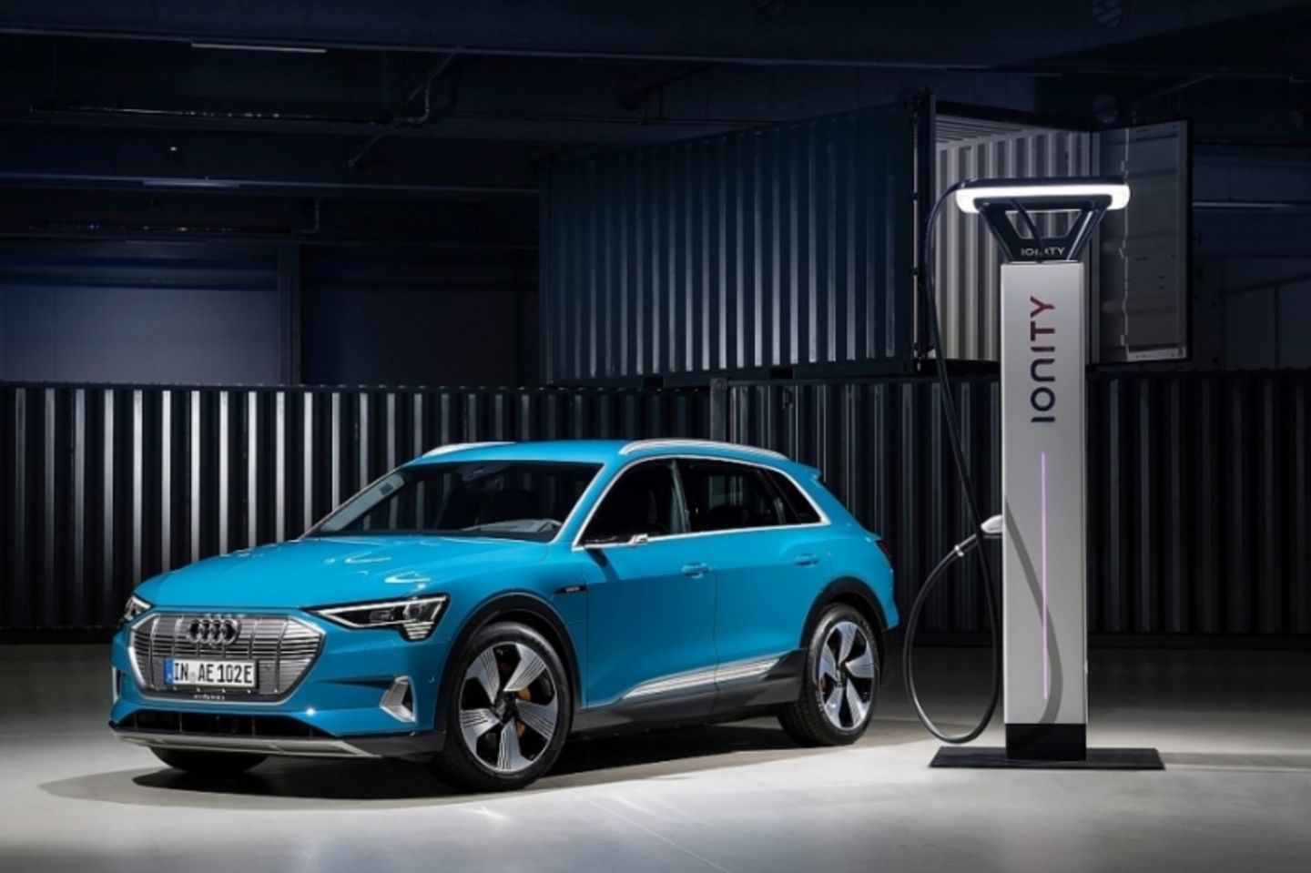Ionity Ladestationen können in der Regel mit mehr als 50 kW laden
