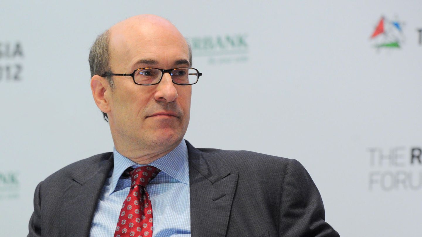 Kenneth Rogoff