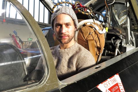 Ludwig Trepte im Cockpit einer Fiat G91 Gina