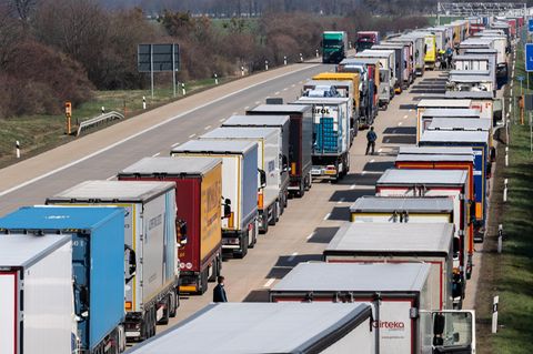 Lkw-Stau auf der A4 bei Bautzen