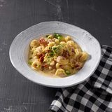 Tortellini in Schinken-Sahne  Die lieben alle! Getrocknete Tomaten sorgen für Extrawürze. Hier geht's zum Rezept.