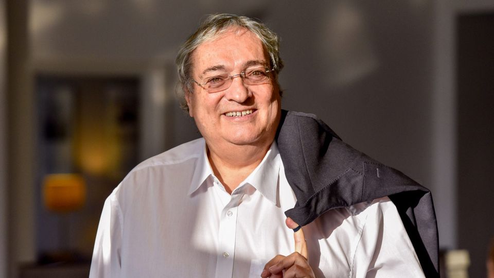 Ury Steinweg