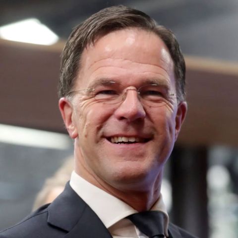 Mark Rutte zu Kolpapier-Hamsterkäufen: "Wir haben so viel, wir können zehn Jahre kacken."