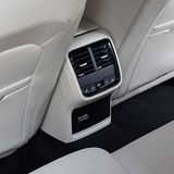 Auch hinten können die Sitzplätze beheizt werden