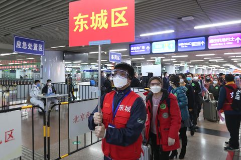 Rund 800 Menschen kehren aus der Provinz Hubei nach Peking zurück. 