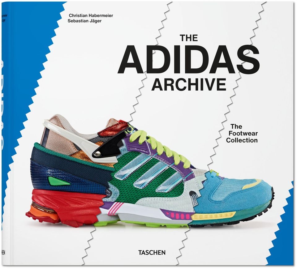 "The adidas Archive. The Footwear Collection", fotografiert von Christian Habermeier und Sebastian Jäger, 644 Seiten, Englisch, Deutsch, Französisch, 100 Euro. Hier bestellbar