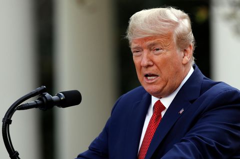 Donald Trump befürchtet, dass die Coronavirus-Krise in den USA 100.000 Menschen das Leben kosten könnte