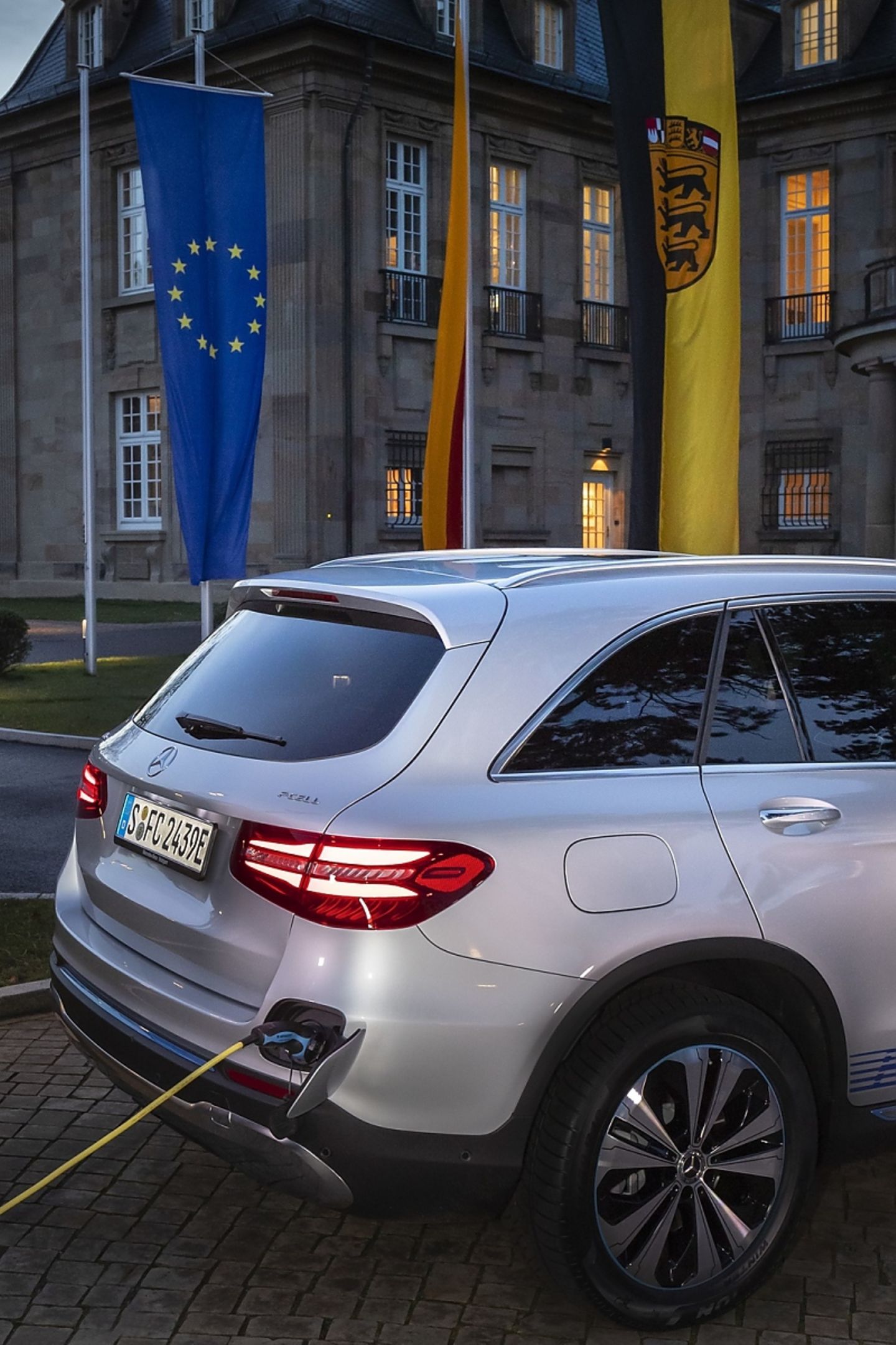 Mercedes GLC Fuel-Cell
