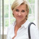 Kathrin Contzen ist Coach in Hamburg, ausgebildet in Krisenintervention, Kommunikation und Konfliktlösung im beruflichen Umfeld. Sie koordiniert die Anfragen in der stern-Seelsorge und berät auch selbst.