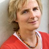 Melanie Wolfers ist Ordensfrau, Philosophin und Autorin von vielen Büchern, darunter Bestseller wie "Trau Dich, es ist Dein Leben".