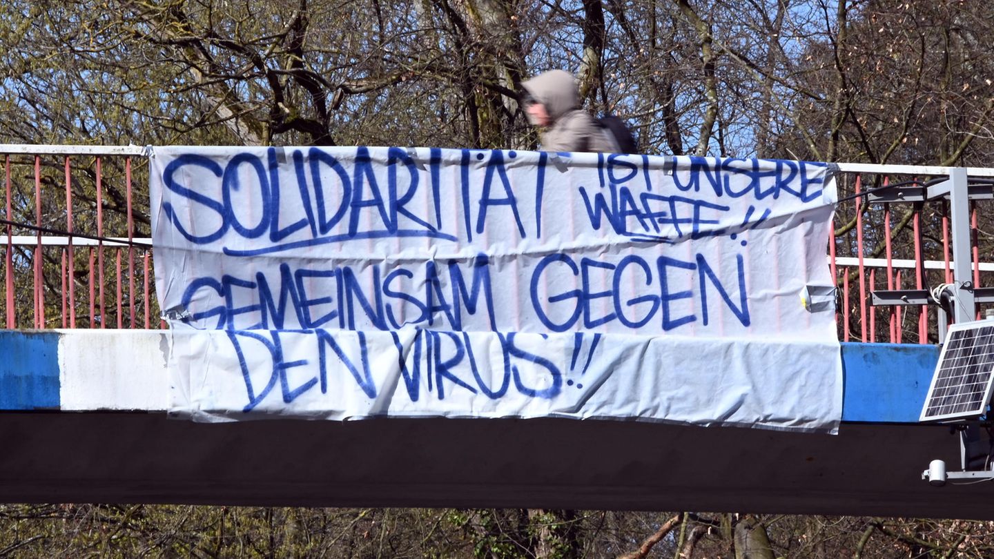 Zusammenhalt während Corona: Soziologe Heinz Bude: Darum kann die AfD nicht von der Krise profitieren