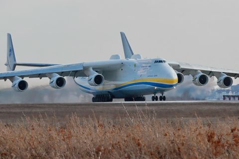 Das einzige Exemplar weltweit: Die Antonow An-225 kann mit bis zu 250 Tonnen Fracht abheben
