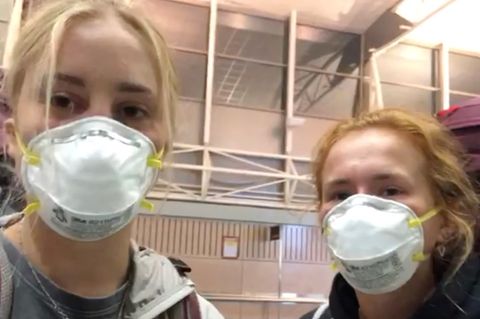 Maria und Diana sitzen in Auckland fest und berichten von ihrer Rückholaktion nach Deutschland