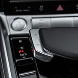 Die Fahrstufen werden mit diesem kleinen Hebel eingelegt