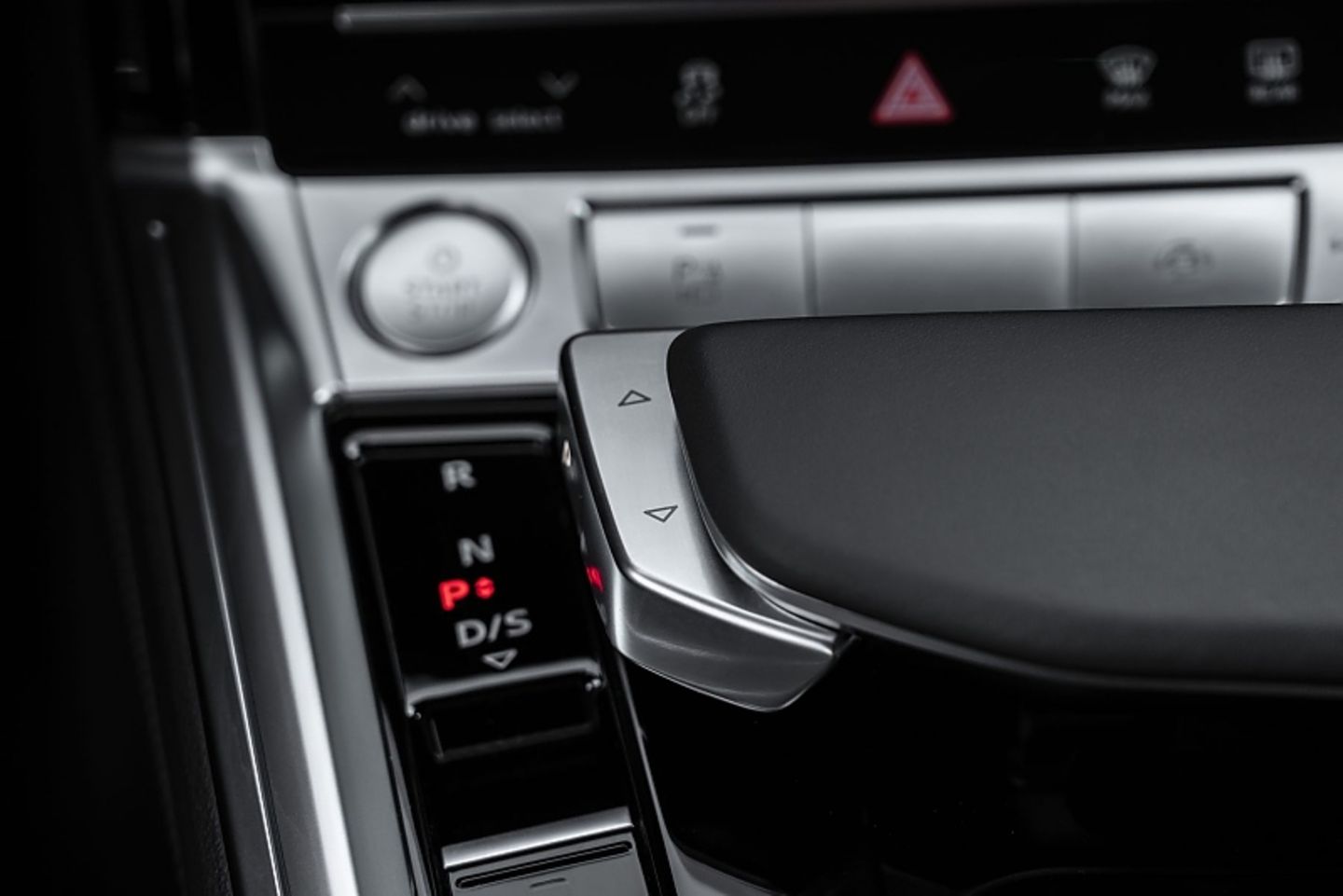 Die Fahrstufen werden mit diesem kleinen Hebel eingelegt