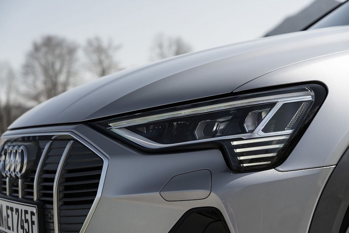 Beim Audi e-tron Sportback 55 quattro ist das Digitale Matrix Licht verfügbar