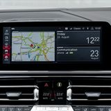 Der 10,25 Zoll Touchscreen ist die Informationszentrale des BMWs