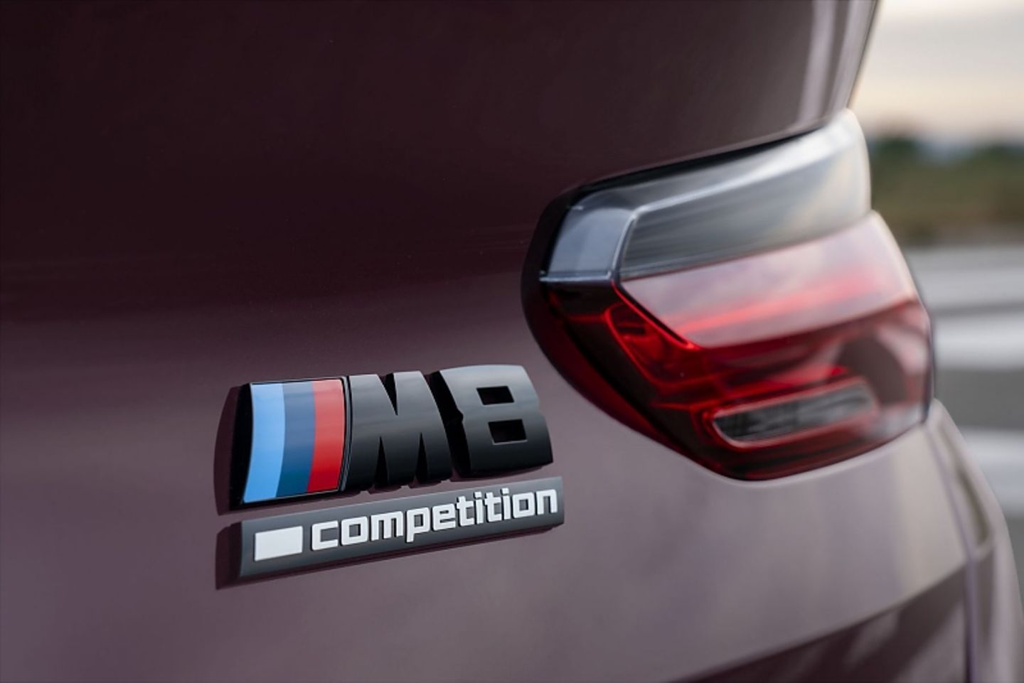 Das BMW M8 Competition Gran Coupé steht bereits beim Händler