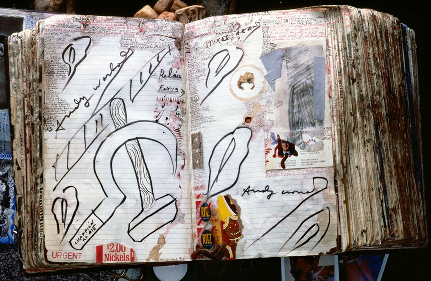 Andy Warhol schrieb quer über eine Tagebuch-Doppelseite