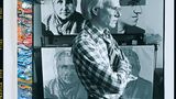 Andy Warhol vor Zeichnungen