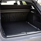 In der Grundkonfiguration fasst der Kofferraum 495 Liter