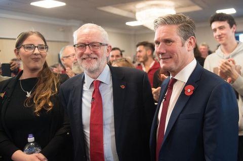 Der alte und der neue Labour-Chef: Jeremy Corbyn und Keir Starmer (r.)