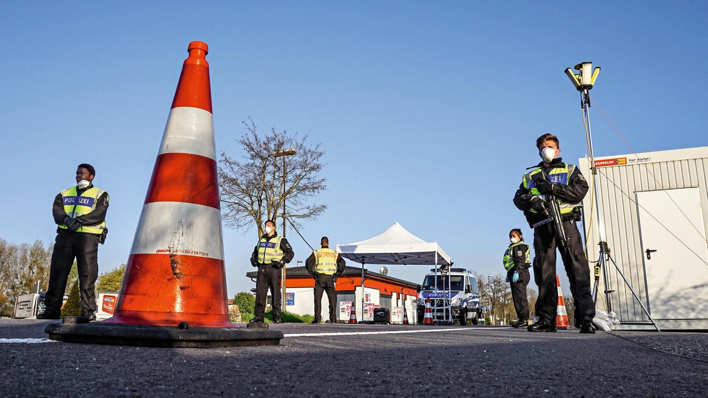 Polizeikontrolle an der Grenze zu Frankreich