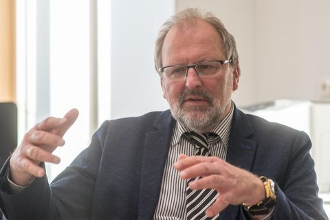 Lehrerverband - Sitzenbleiben - Klasse wiederholen