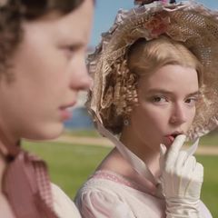 Auch die neueste Verfilmung von "Emma"  bleibt der privilegierten Idylle treu - aufgepeppt mit einigen feministischen Sätzen.