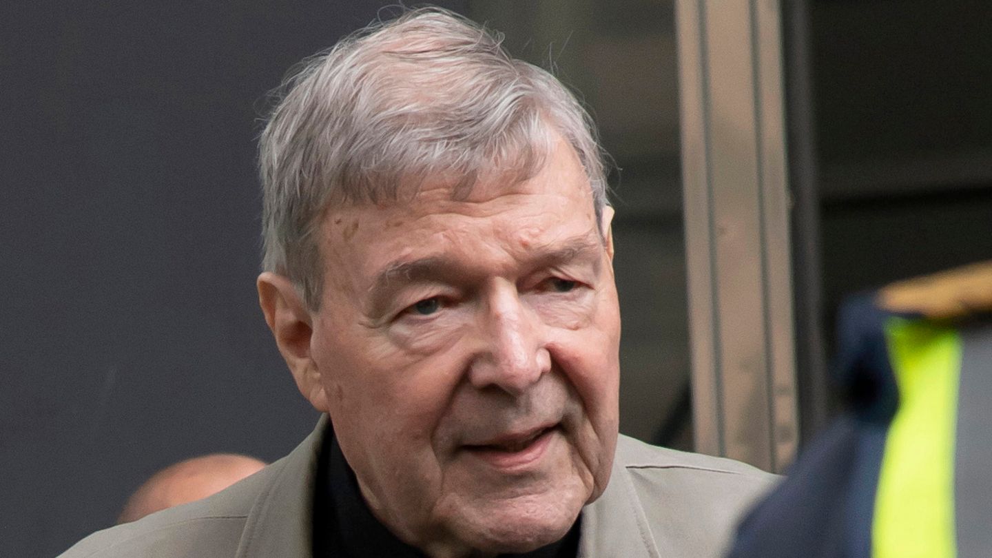 Australien, Melbourne: Kardinal George Pell kommt am County Court an