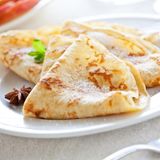 Frische Pfannkuchen auf einem Teller