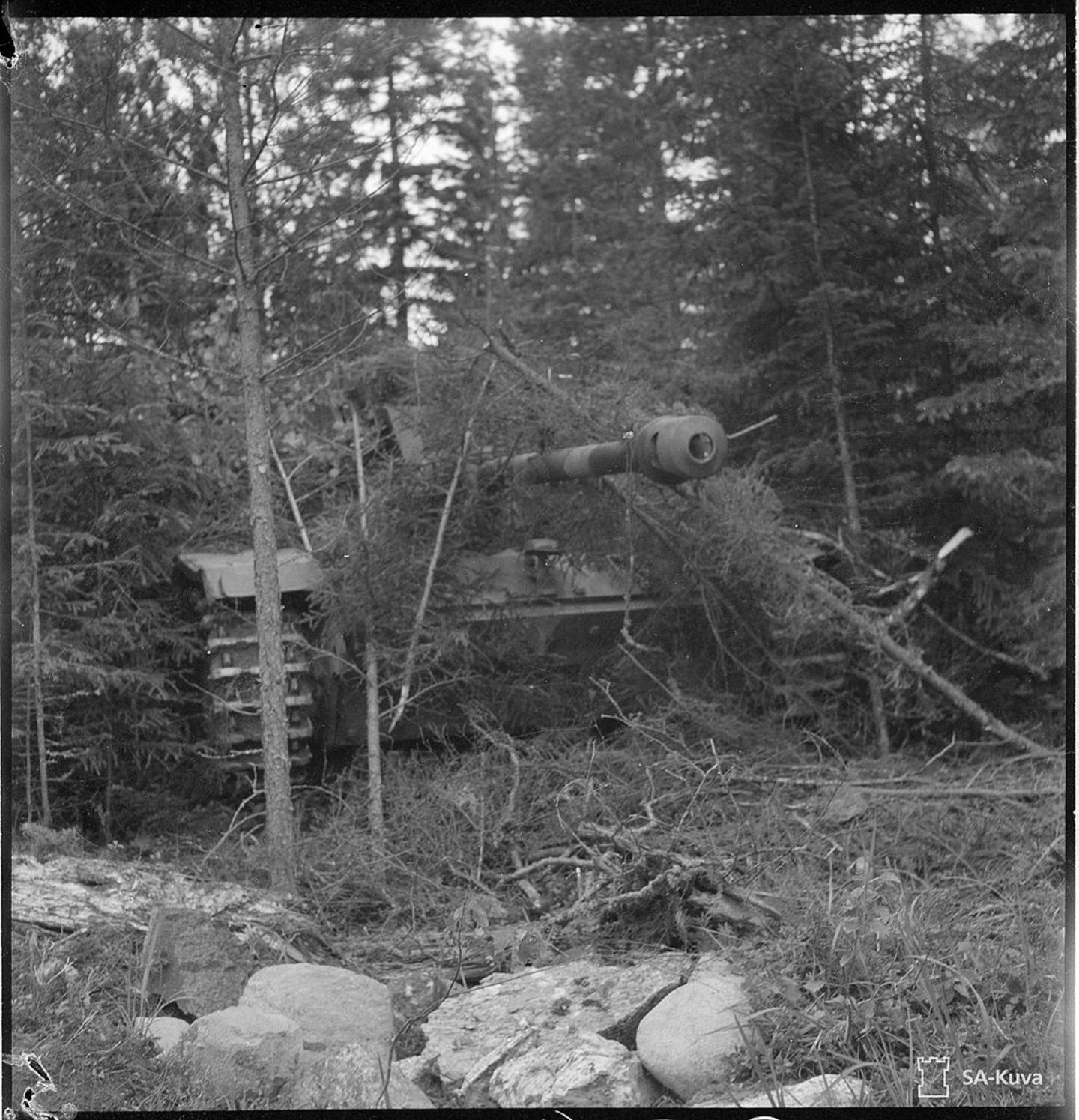 Wegen der schwachen Seitenpanzerung war das Stug III auf eine gute Stellung angewiesen.