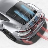 Beim Porsche 911 Turbo S wurde die bisherige Führung von Prozessluft und Ladeluftkühlung getauscht