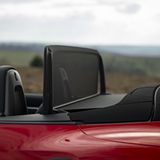 Das Windschott minimiert den Sturm im Innenraum