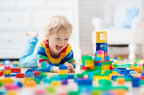 Spiele für Kinder drinnen
